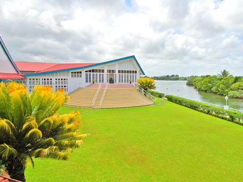 Lagoon Resort